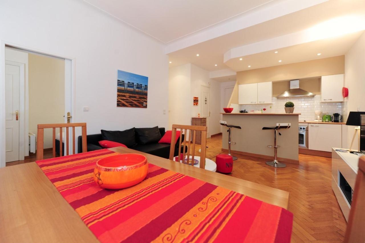 Le Savoy Palace - Five Stars Holiday House Ніцца Екстер'єр фото