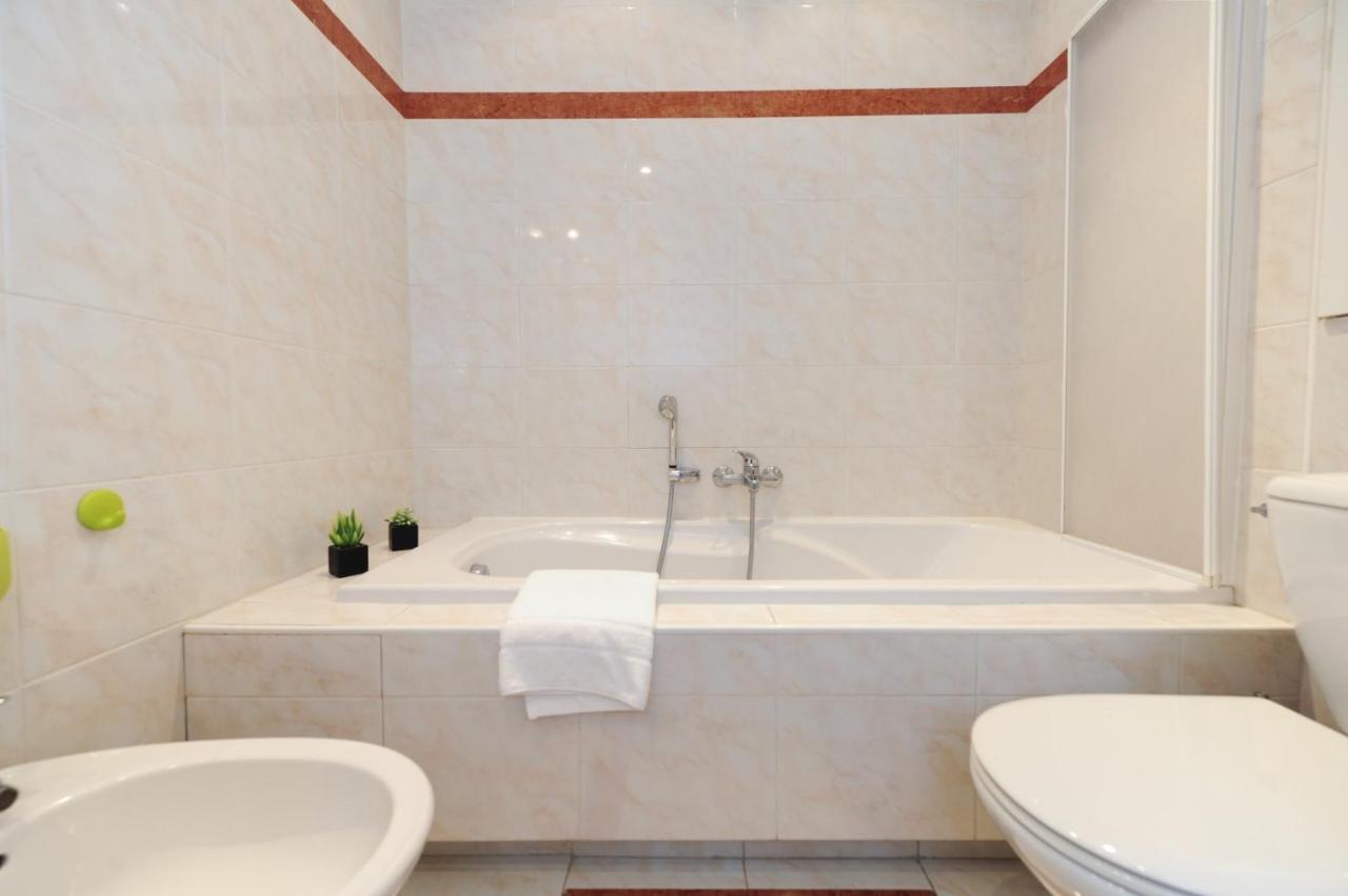 Le Savoy Palace - Five Stars Holiday House Ніцца Екстер'єр фото